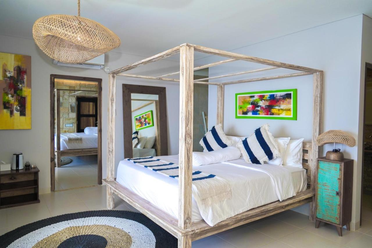 Theodor Hotel Labuan Bajo Zewnętrze zdjęcie