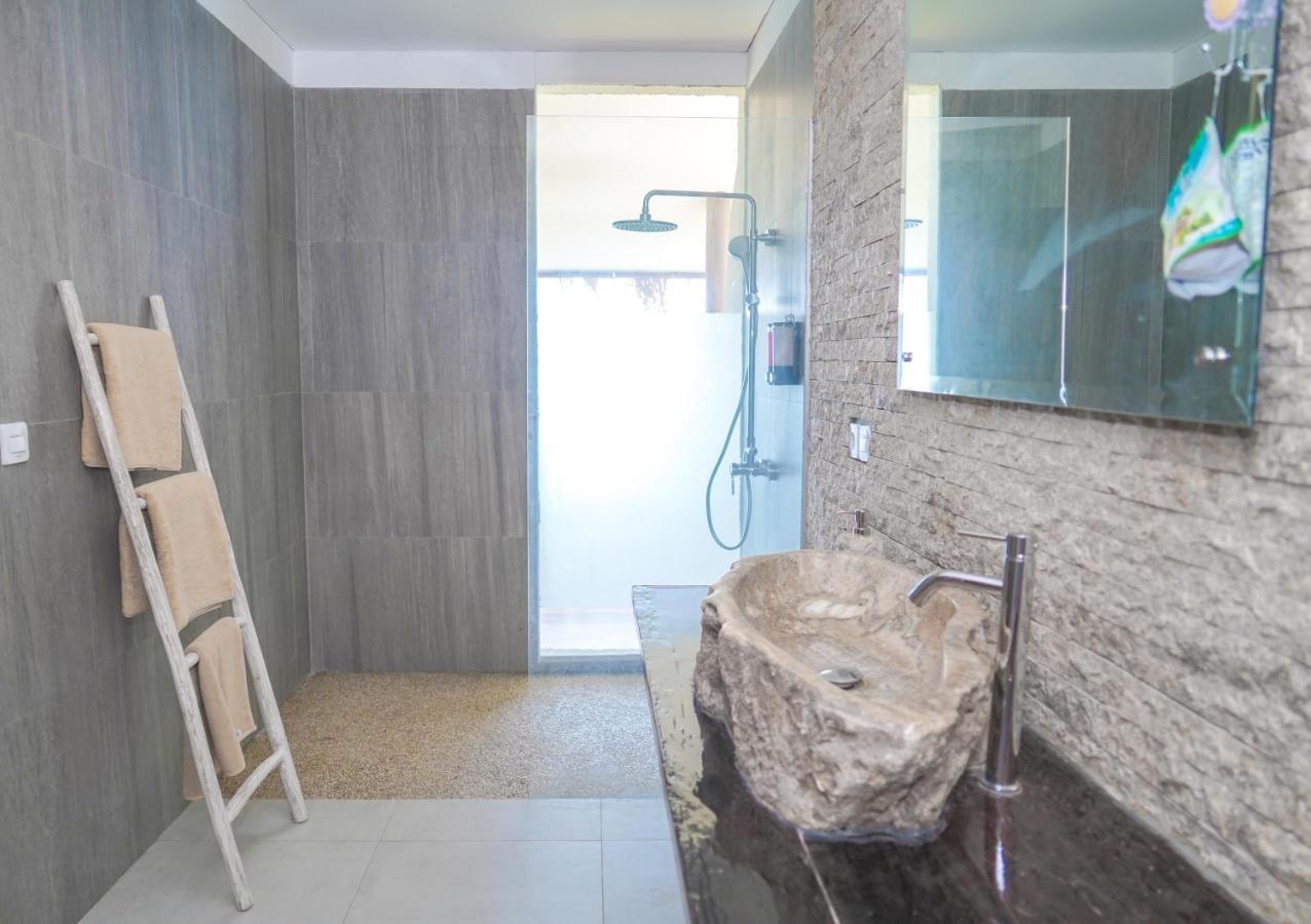 Theodor Hotel Labuan Bajo Zewnętrze zdjęcie