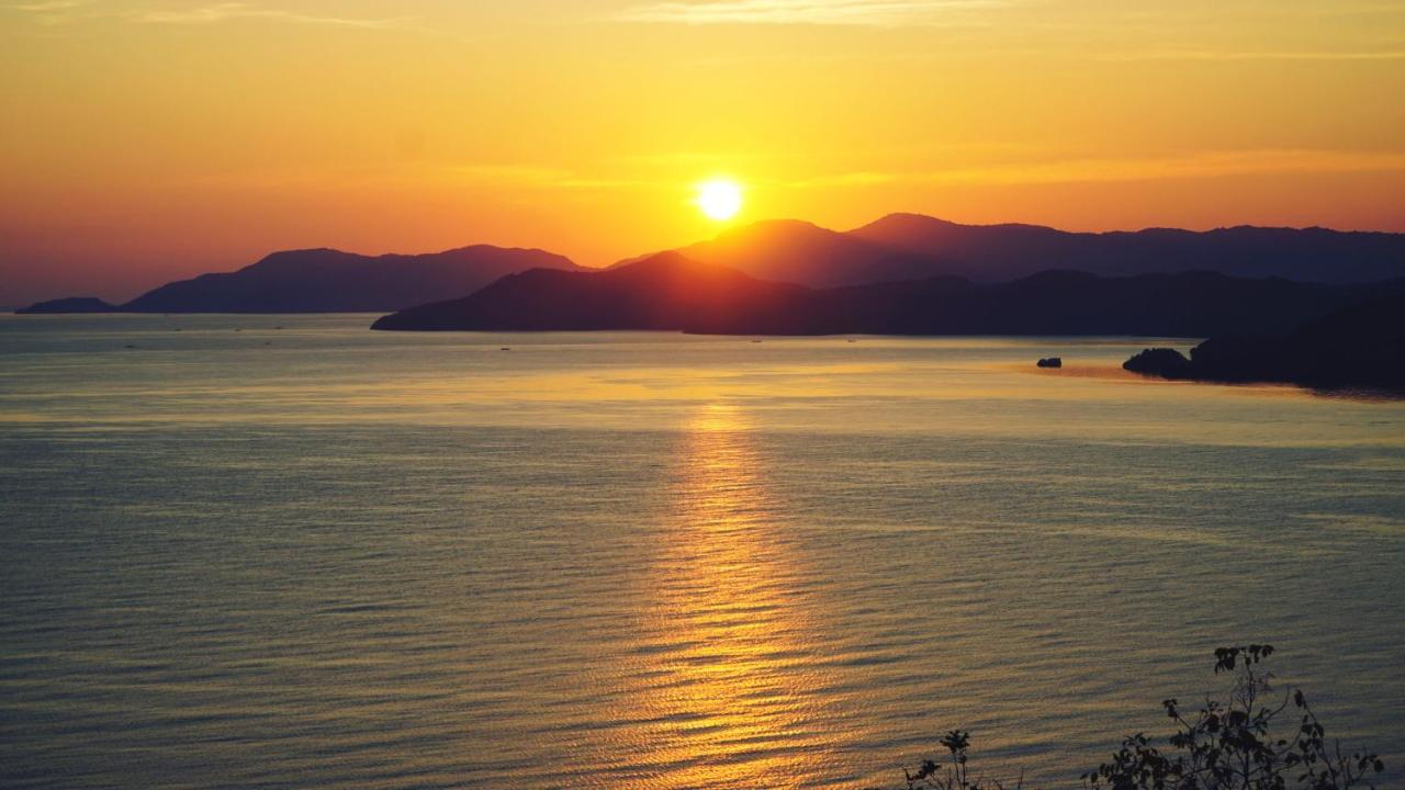 Theodor Hotel Labuan Bajo Zewnętrze zdjęcie