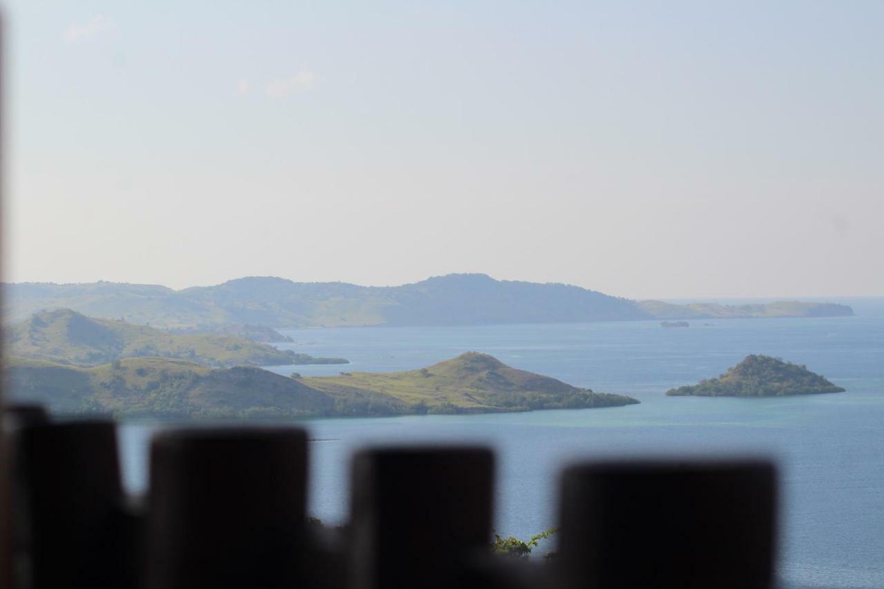 Theodor Hotel Labuan Bajo Zewnętrze zdjęcie